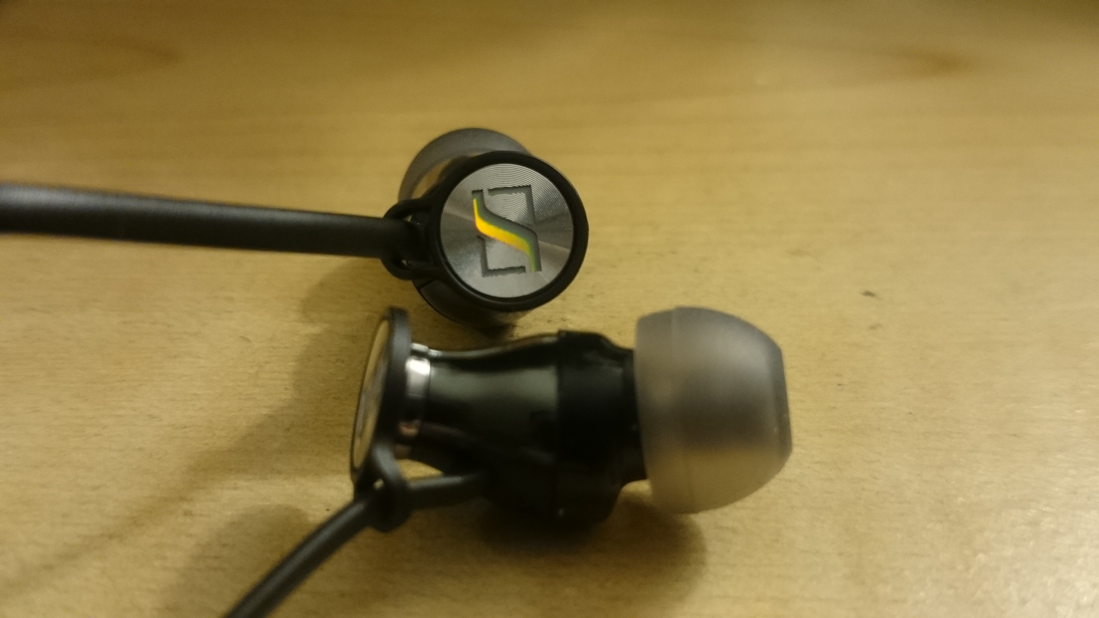 Sennheiser HD1 Wired Earbud Review 